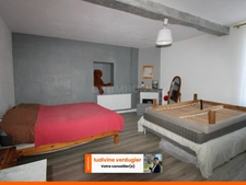 Demeure plain pied de 200 m² avec logement indépendant et jardin à LAGRUERE 47400