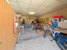 Propriété avec hangar et 4 800 m² de terrain