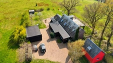 Exception en pleine nature – Propriété avec 3,7 hectares et vue panoramique