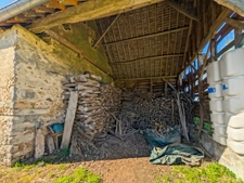Propriété avec hangar et 4 800 m² de terrain