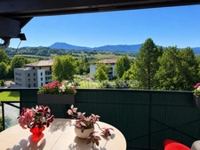 ALLONZIER-LA-CAILLE – Appartement T3 avec balcon, garage et cave