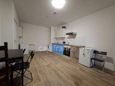 Chambre 11,5 m² avec salle d'eau et WC privatifs – Colocation meublée – 400 € CC – Roubaix
