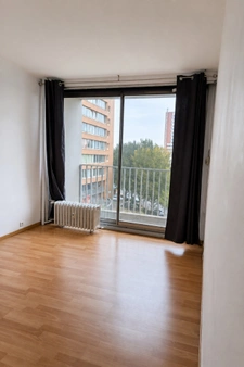 Roubaix – Appartement loué de 99 m² – 4 chambres avec balcon