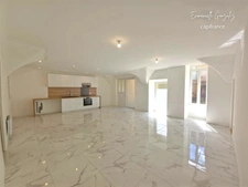 Maison de caractère entièrement rénovée 200m² avec 5 chambres ROUJAN (34)