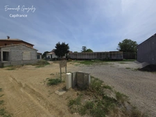 Terrain viabilisé constructible de 388 m² FOUZILHON (34)