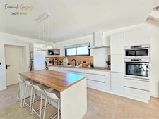 Contemporary house, 105 m², 5 rooms, ROUJAN (34)