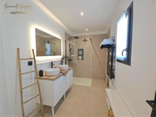 Contemporary house, 105 m², 5 rooms, ROUJAN (34)