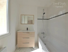 Maison de caractère entièrement rénovée 200m² avec 5 chambres ROUJAN (34)
