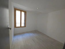 Maison de village avec cour à SAINT THIBERY (34)