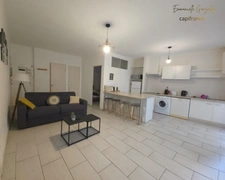 Building for sale - 2 Apartments - PEZENAS (34)