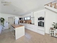 Contemporary house, 105 m², 5 rooms, ROUJAN (34)