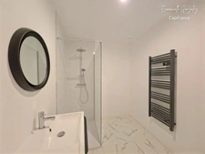 Maison de caractère entièrement rénovée 200m² avec 5 chambres ROUJAN (34)