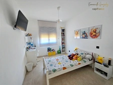 Contemporary house, 105 m², 5 rooms, ROUJAN (34)