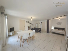 Building for sale - 2 Apartments - PEZENAS (34)
