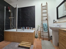 Fully renovated village house, blending old-world charm and contemporary elegance, 125 m², Roujan (34)