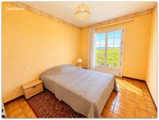 Large family villa of 204 m² with independent apartment, 2,178 m² plot suitable for a swimming pool and unobstructed views - Roujan (34320)
