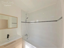 Maison de caractère entièrement rénovée 200m² avec 5 chambres ROUJAN (34)