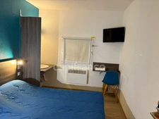 HOTEL OPPORTUNITY: Building and Business - 50 Rooms with High Potential - Budget Hotel near BLOIS (41)