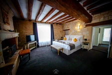 Opportunité d'acquisition Murs et Fonds Hotel 3 étoiles Restaurant proche de ANGERS (49)