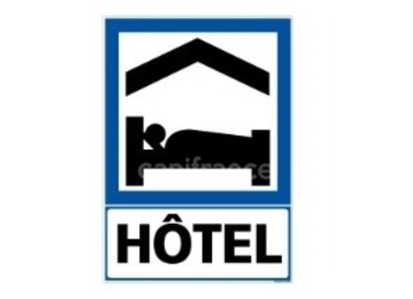  OPPORTUNITÉ HÔTELIÈRE : Murs et Fonds - 50 Chambres à Fort Potentiel Hotel économique BLOIS (41)