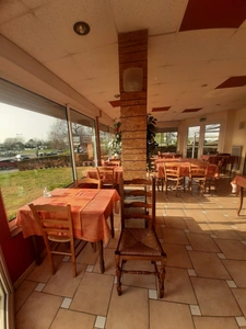 Exclusivité Opportunité d'Investissement Murs et fonds – Ardennes Françaises Hôtel-Restaurant Stratégique – Idéal Investisseurs et Exploitants Belges