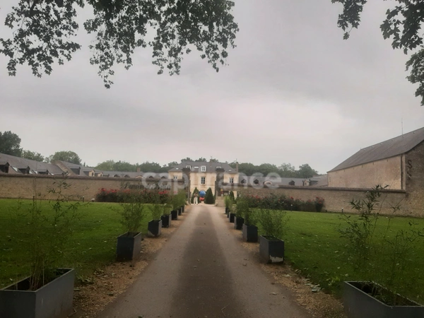 AISNE (02) : Domaine de Prestige & Actif Hôtelier 4★ – Château du XVIIIe Siècle au cœur d'un Écrin Naturel d’Exception