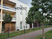 Dans belle résidence appartement 2 pièces
