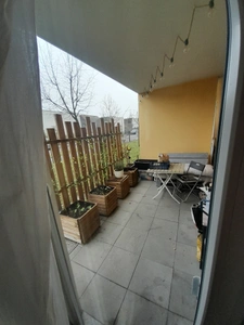 Dans belle résidence appartement 2 pièces