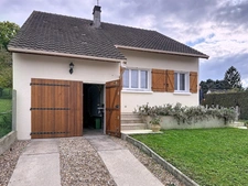 Beaumont-sur-oise  – Maison individuelle 4 pièces 85 m² hab / 95 m² utiles avec 7 places de Parking