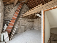 Maison de charme à Presles – 3 chambres, décoration industrielle, terrasse et jardin