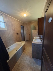 Maison à vendre 5 pièces NIMES (30)