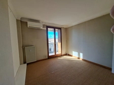 Appartement à vendre 3 pièces AVIGNON (84)