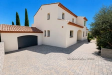 Mediterranean villa for sale, 5 rooms - JUVIGNAC (34) - 160 m² - 3, 4 bedrooms - full basement - double garage - swimming pool 