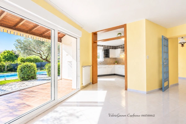 Maison à vendre 5 pièces JUVIGNAC (34),4 Chambres,130 m2, Terrain 645m2,Sous-Sol 130 m2-Garage double-Piscine