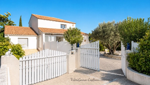 Maison à vendre 5 pièces JUVIGNAC (34),4 Chambres,130 m2, Terrain 645m2, Jardin,Sous-Sol total-Garage double-Piscine