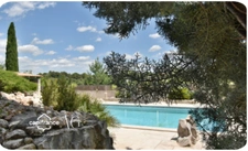 Villa méditerranéenne à vendre 5 pièces-JUVIGNAC (34)-160 m²–3,4 chambres-sous-sol total-garage double-Piscine 