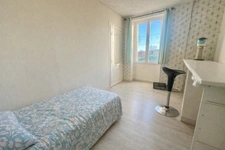 CHANGY (42), MAISON d'environ 70M² sur 1300M² de TERRAIN clos et arboré, 2 CHAMBRES, GARAGE