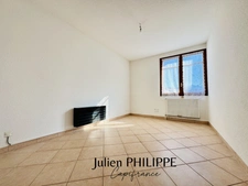 Maison à vendre 5 pièces SAINT LAURENT DU CROS (05)