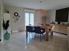 PAVILLON DE STANDING, en périphérie de Soissons, 165 m2 habitable environ