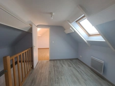 MAISON DE BOURG ENTIERREMENT RENOVEE 