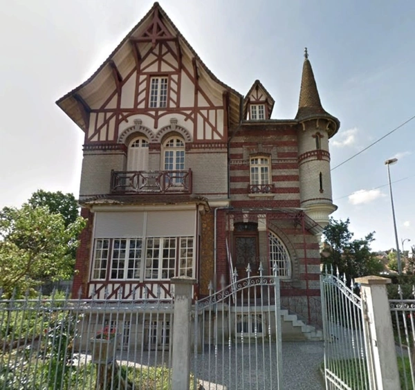 Maison à vendre de Style Balnéaire fin XIXème début XXème 9 pièces à BRETEUIL (60)