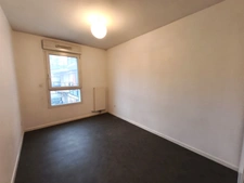 BEAUVAIS CENTRE-VILLE – APPARTEMENT T3 AVEC TERRASSE, ASCENSEUR ET PARKING PRIVATIF