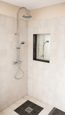 Élégante demeure de caractère avec piscine, dépendance et jardin paysager – Le Mesnil-Théribus (60240)