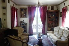 Propriete à vendre composé d'une maison de maître de 8 pièces à FRANCASTEL (60)
