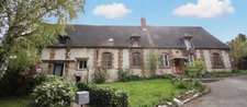 Un véritable havre de paix aux portes du Vexin – Corps de ferme avec fort potentiel 🌿  Maison 9 pièces – 6 chambres – 230 m²