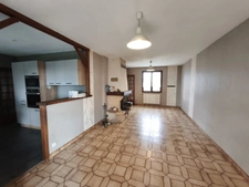À VENDRE – Maison familiale 6 pièces de 133 m² avec sous-sol complet sur 2 332 m² de terrain – Juvignies (60112)