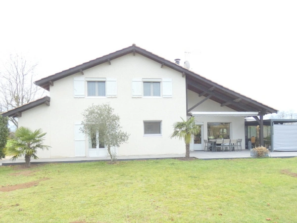 Maison à vendre 5 pièces proche de FEILLENS (01)