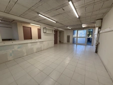 LOCAL PROFESSIONNEL DE 153 M2 ST JEAN