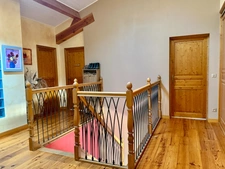 MAISON T6 240 M2