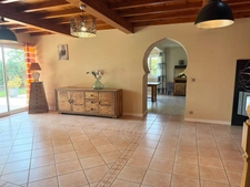 MAISON T6 240 M2